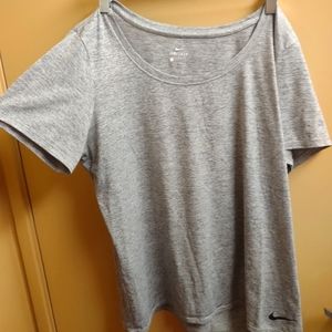 Women's Nike shirt